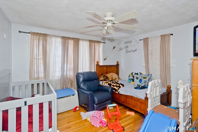 4 Sky Street, Enfield, CT 06082