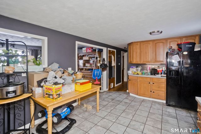 4 Sky Street, Enfield, CT 06082