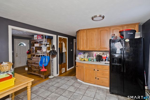 4 Sky Street, Enfield, CT 06082