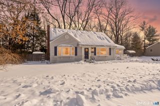 4 Sky Street, Enfield, CT 06082