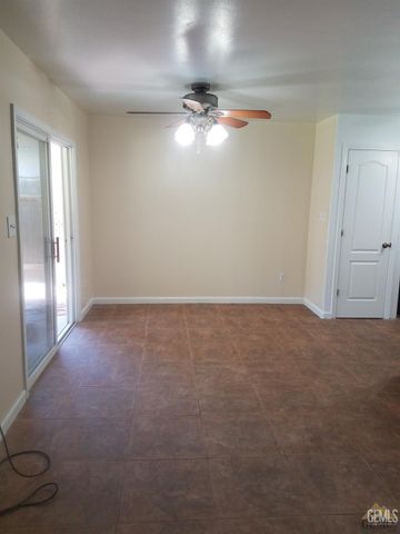 9820 Battersea Park Drive, Bakersfield, CA 93312