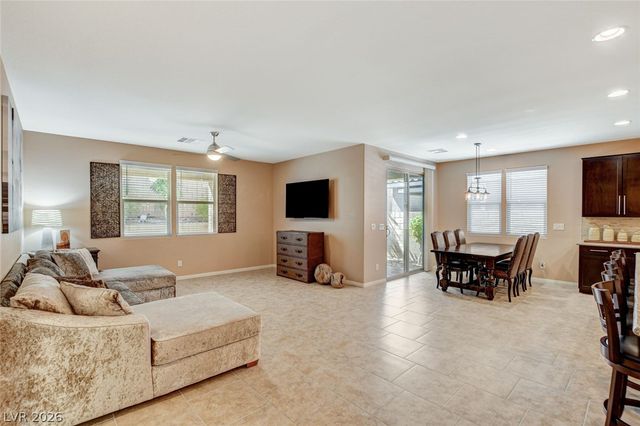 8057 Eve Rock Street, Las Vegas, NV 89166
