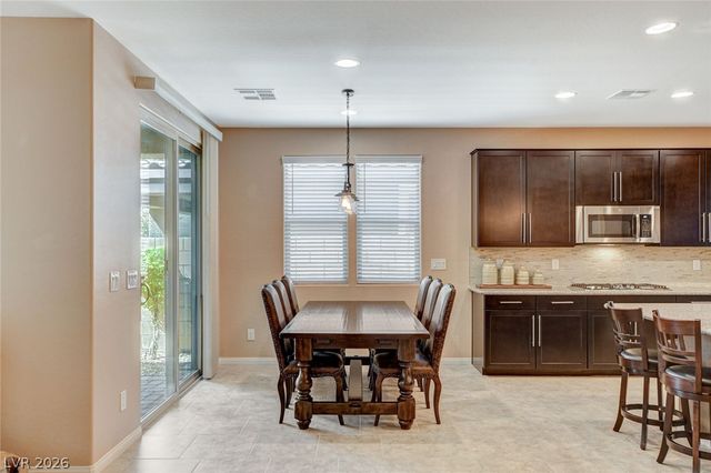 8057 Eve Rock Street, Las Vegas, NV 89166