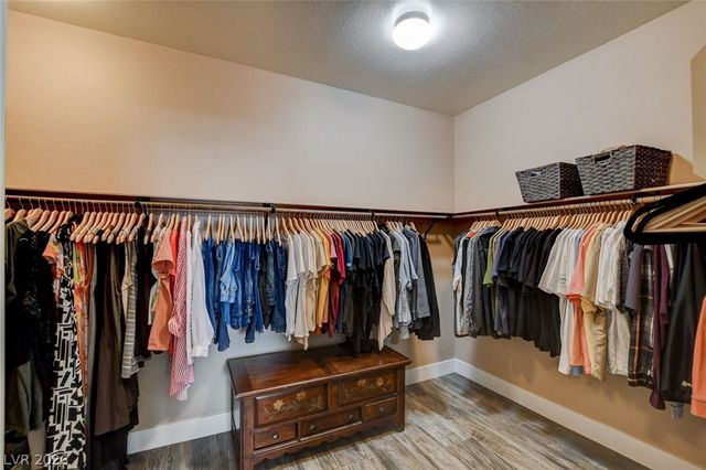 8057 Eve Rock Street, Las Vegas, NV 89166