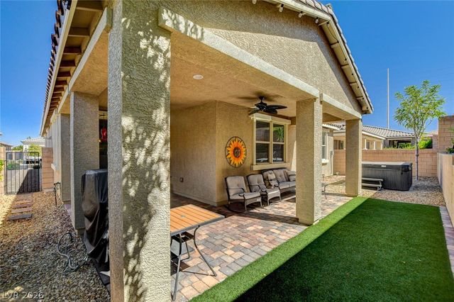 8057 Eve Rock Street, Las Vegas, NV 89166