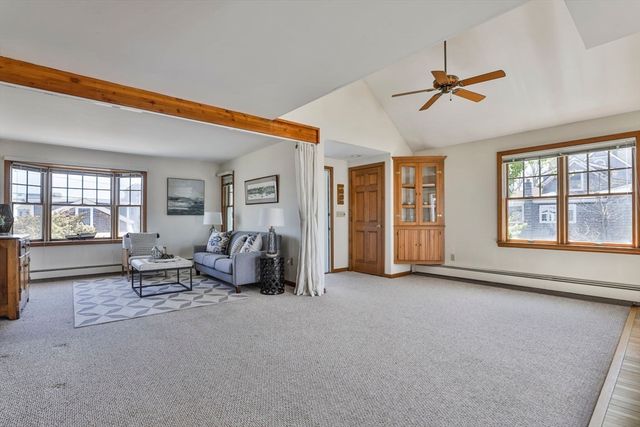 5 64th St, Newburyport, MA 01950