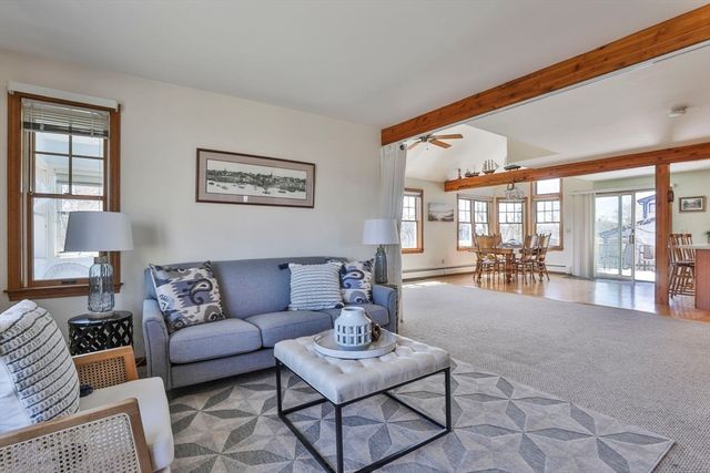 5 64th St, Newburyport, MA 01950