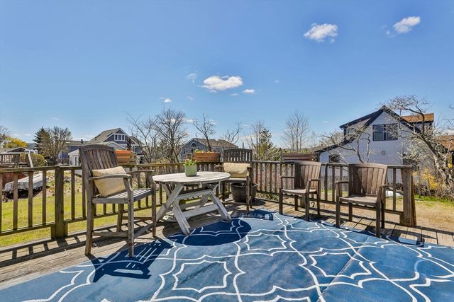 5 64th St, Newburyport, MA 01950