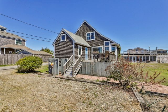5 64th St, Newburyport, MA 01950