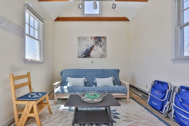 5 64th St, Newburyport, MA 01950