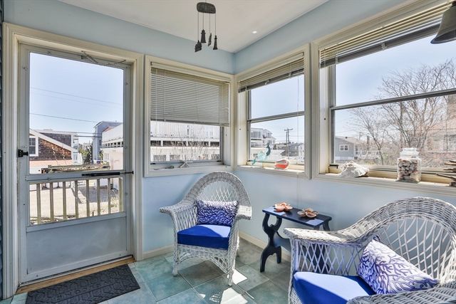 5 64th St, Newburyport, MA 01950