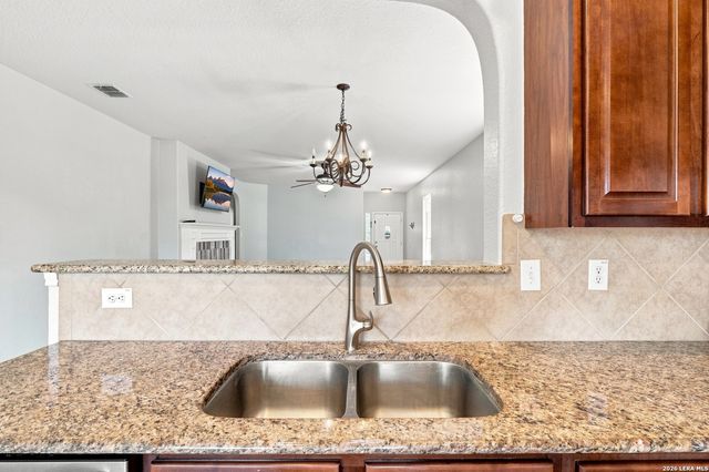 25022 Ashe Juniper, San Antonio, TX 78261