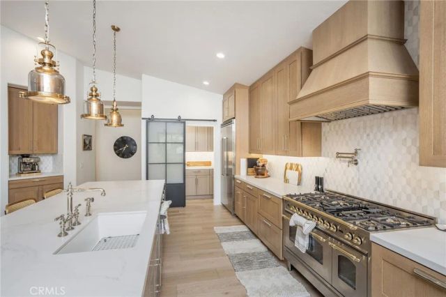 15263 Saddleback Road, Canyon Country, CA 91387