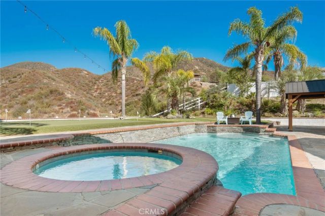 15263 Saddleback Road, Canyon Country, CA 91387
