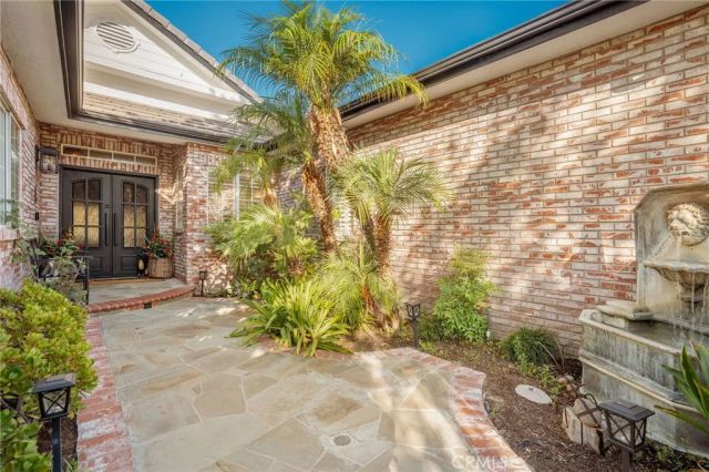 15263 Saddleback Road, Canyon Country, CA 91387