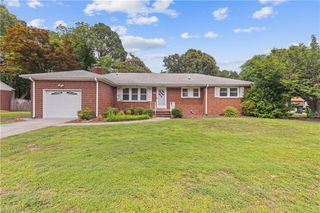 5528 Stewart DR, Virginia Beach, VA 23464