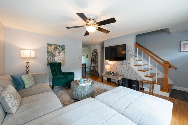 39 Derryfield Court, Manchester, NH 03104