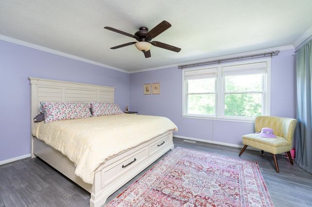 39 Derryfield Court, Manchester, NH 03104