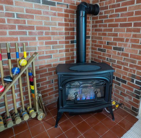 39 Derryfield Court, Manchester, NH 03104