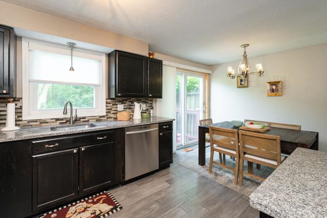 39 Derryfield Court, Manchester, NH 03104