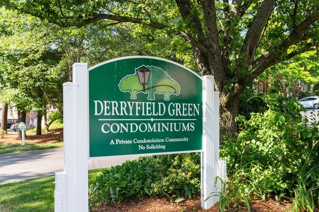 39 Derryfield Court, Manchester, NH 03104