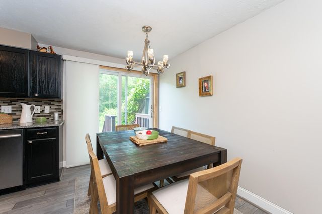 39 Derryfield Court, Manchester, NH 03104