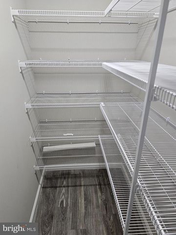 203 FAIRFAX LN, Dover, DE 19901