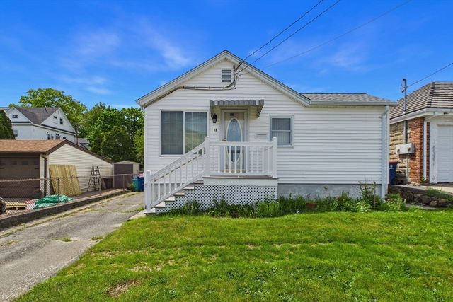 15 Transit St, New Bedford, MA 02740