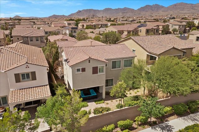 9718 Wildflower Vista Avenue, Las Vegas, NV 89166