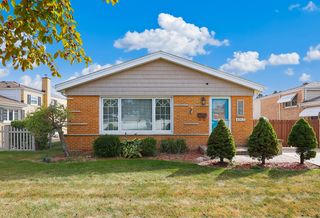 4913 W 105th Street, Oak Lawn, IL 60453