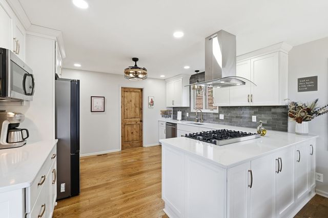 576 Columbine Drive, Big Canoe, GA 30143