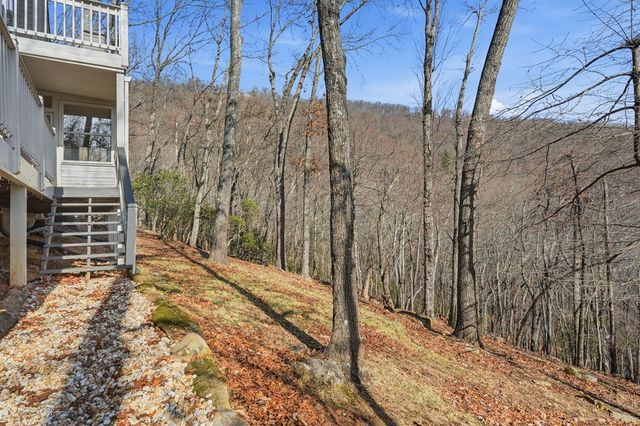 576 Columbine Drive, Big Canoe, GA 30143