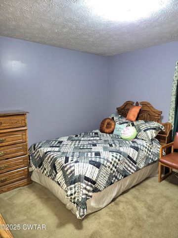 99 Hidden Valley Dr, Jackson, TN 38305