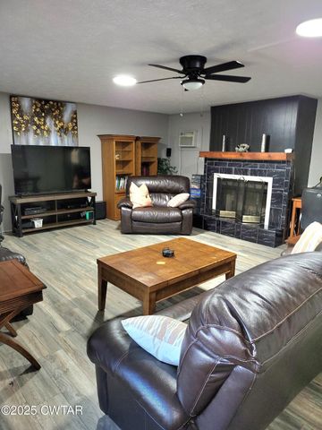 99 Hidden Valley Dr, Jackson, TN 38305