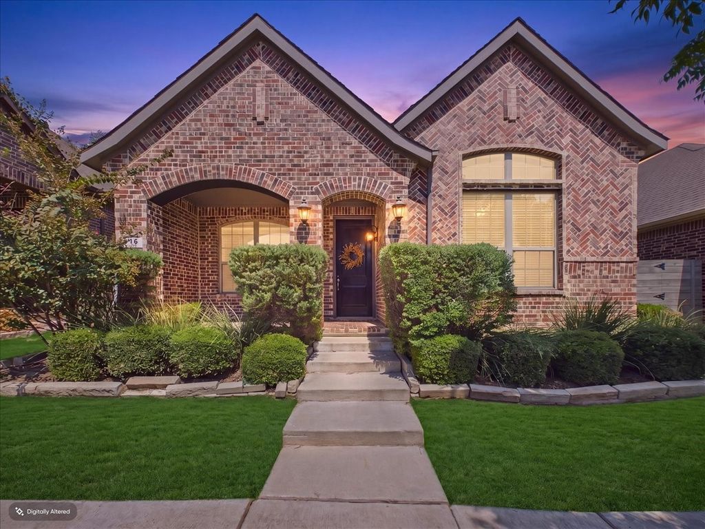 916 Boardwalk Way, Argyle, TX 76226 — exterior