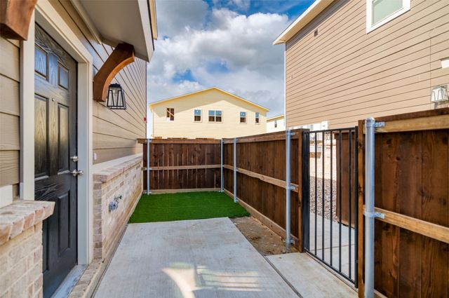 731 Harvest Moon Drive, Venus, TX 76084