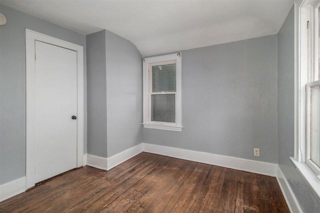 911 W Vine Street, Kalamazoo, MI 49008