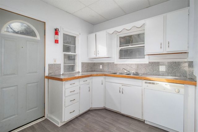 911 W Vine Street, Kalamazoo, MI 49008