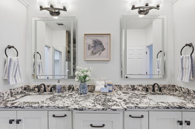 10009 Jessica Street, Fort Worth, TX 76244