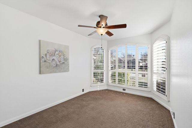 10009 Jessica Street, Fort Worth, TX 76244