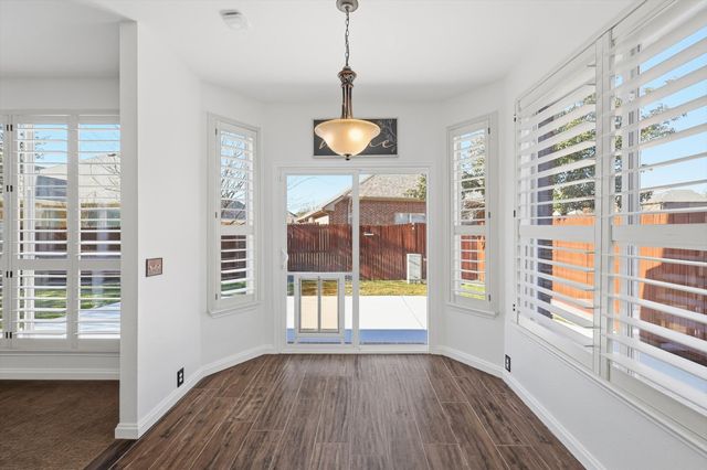 10009 Jessica Street, Fort Worth, TX 76244