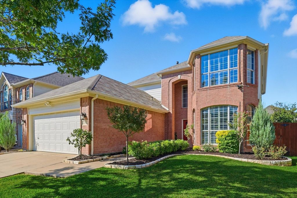 10009 Jessica Street, Fort Worth, TX 76244