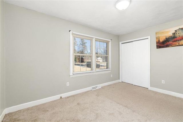 23234 Hanging Tree RD, Courtland, VA 23837