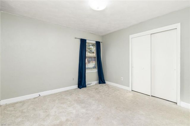 23234 Hanging Tree RD, Courtland, VA 23837