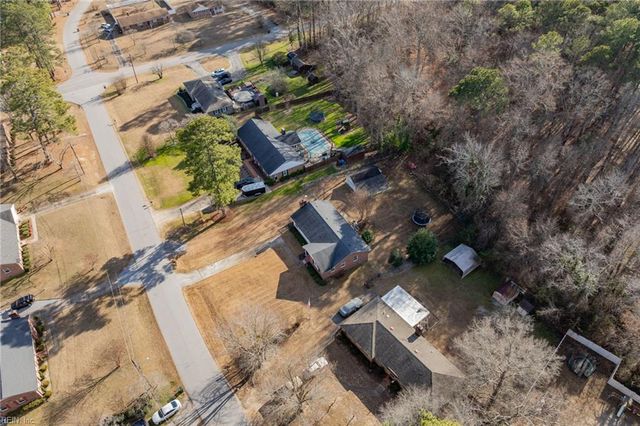 23234 Hanging Tree RD, Courtland, VA 23837