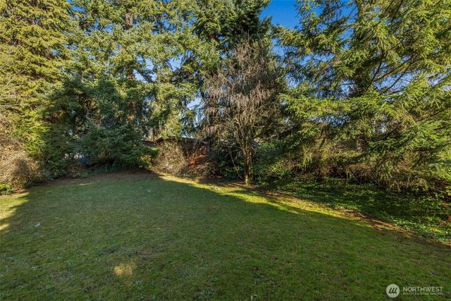 104 NE 120th Street, Seattle, WA 98125