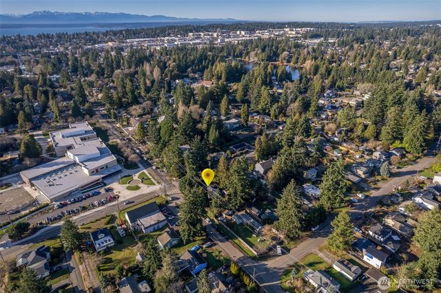 104 NE 120th Street, Seattle, WA 98125