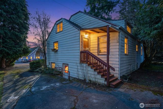 104 NE 120th Street, Seattle, WA 98125