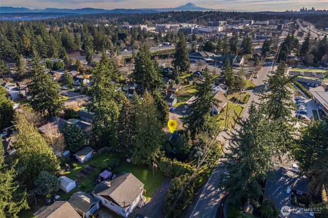 104 NE 120th Street, Seattle, WA 98125