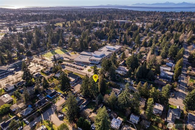 104 NE 120th Street, Seattle, WA 98125